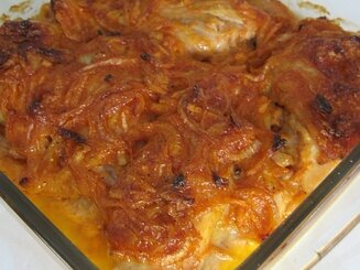 Курица в луковой шубке