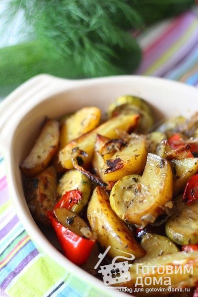 Картофель маринованный и запеченный в духовке с овощами фото к рецепту 2