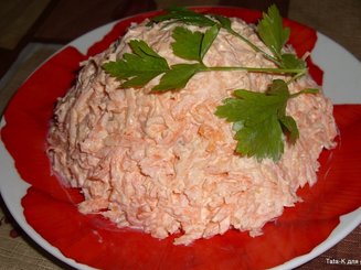 Салат из моркови с чесноком