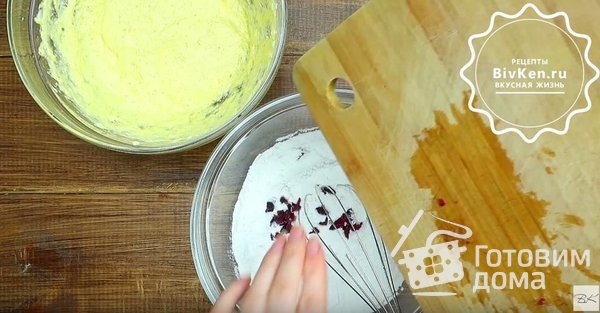 Маффины из рисовой муки с клюквой фото к рецепту 3