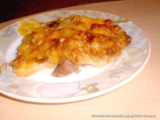 Картофельная запеканка с фаршем и грибами
