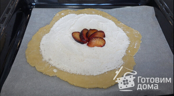 Вкуснейший пирог со сливами. Как приготовить галету со сливами? фото к рецепту 3
