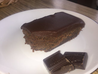 Брауниз с маскарпоне и ганашем