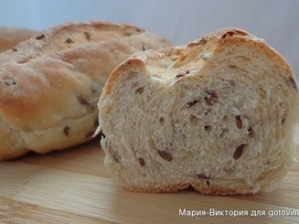 Дрожжевые булочки с семенами льна