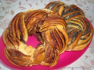 Эстонский венок с корицей и маком