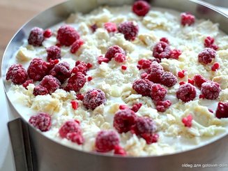 Пирожные с клубникой