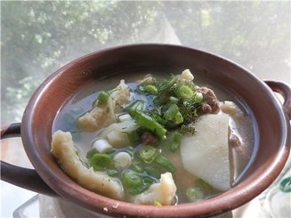 Шпецле с шампиньонами и беконом