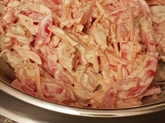 Салат с курицей, перцем и морковью