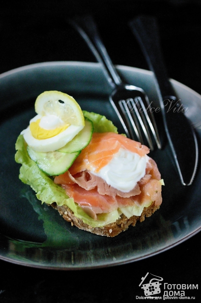 Smørrebrød - Датский открытый бутерброд с лососем - пошаговый рецепт с фото  на Готовим дома