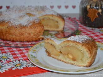 Сочный пирог с яблоками