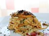 Запеченные под сыром гнезда-спагетти с фаршем и грибами