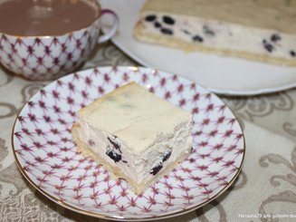 Чизкейк с ромом и изюмом