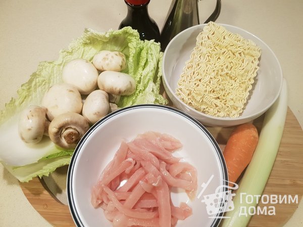 Китайский суп с курицей и грибами фото к рецепту 1