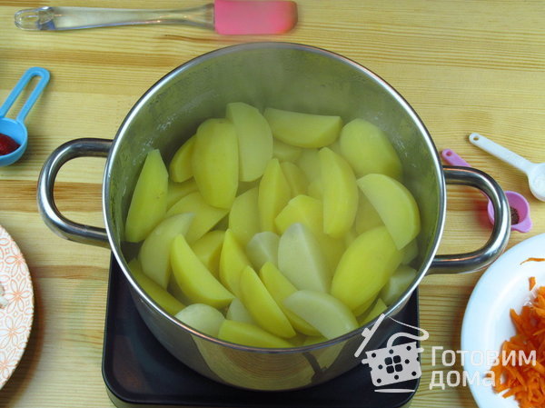 Тефтели с картофелем запеченные в духовке фото к рецепту 1