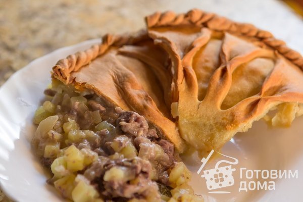 Зур-белиш - татарский закрытый пирог с картошкой и мясом фото к рецепту 4