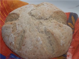 Деревенский ржаной хлеб на дрожжах