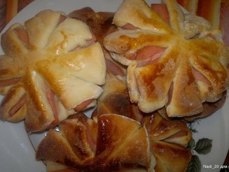 Колбасные цветочки к завтраку