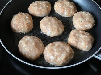Куриные котлеты с творогом