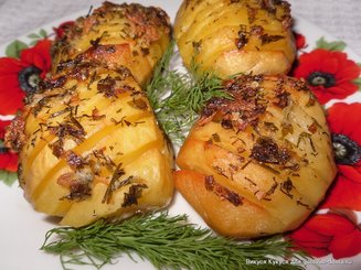 Картофель "гармошка", запеченный в духовке