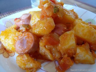 Рагу с картофелем и сосисками