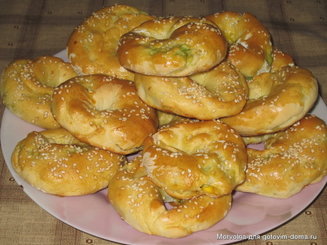 Пирожки - колечки с цуккини и яйцом