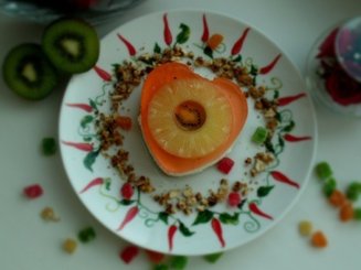 Творожные мини-чизкейки с белым шоколадом и ягодами