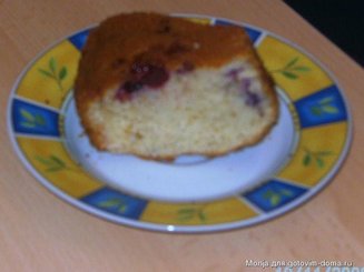 Творожный кекс с ягодами