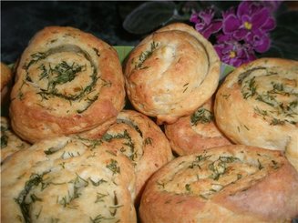 Творожные булочки с укропом и чесноком