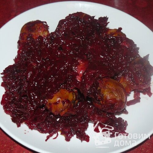 Второе из курицы и красной свеклы
