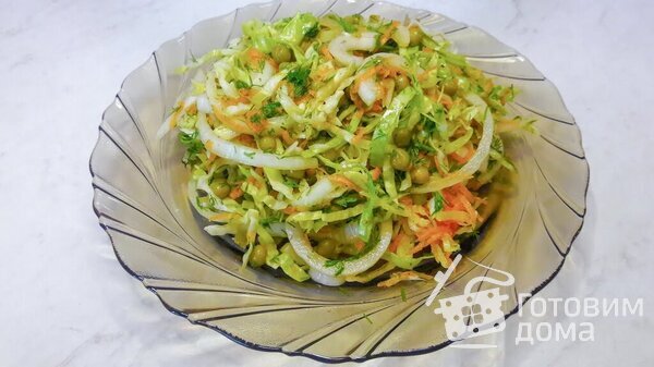 Витаминный салат из капусты фото к рецепту 9