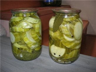 Кабачки маринованные по-болгарски