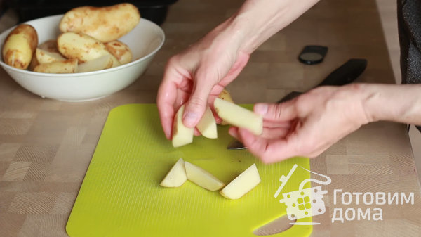 Картофель по-деревенски, запеченный в духовке фото к рецепту 1