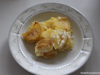 Картофель запеченый в молочном соусе
