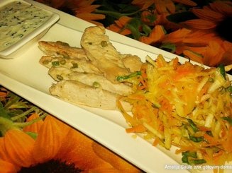 Куриное филе в йогуртово - чесночном маринаде