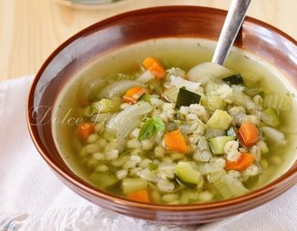Постный суп с перловкой и базиликом (без масла)