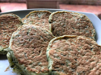 Кабачковые оладьи с зеленью