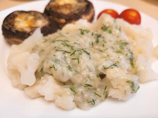 Цветная капуста с чесночным соусом