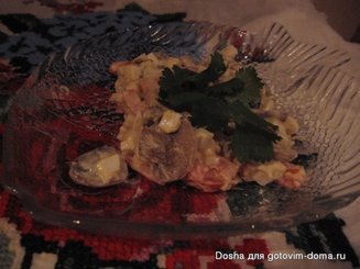 Салат грибной с перцем