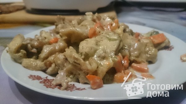 Курица,  тушеная в сметане фото к рецепту 1