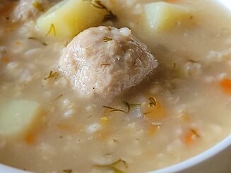 Геркулесовый суп с фрикадельками