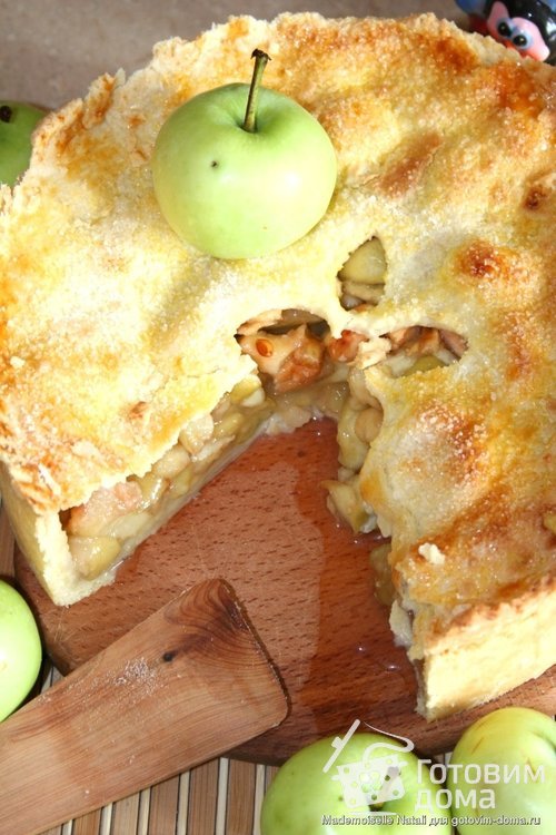 Яблочный пай American apple pie