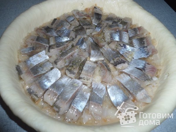 Пирог с капустой и сельдью фото к рецепту 3