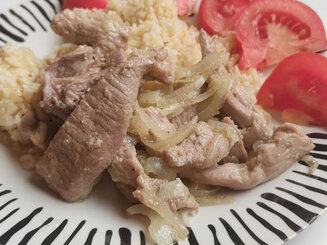 Свинина с луком "Мясо как у мамы"