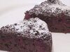 Шоколадный пирог с вишней и штрейзельной крошкой