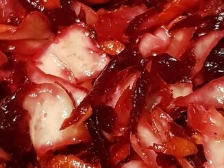 Салат из квашеной/кислой капусты и свеклы