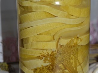 Кабачки маринованные по-болгарски
