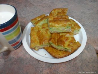 "Сыроколбасный" пирог