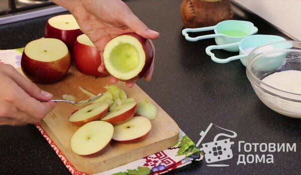 Запеченные яблочки с творогом под хрустящим безе фото к рецепту 4