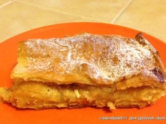 Яблочный пирог с печеньем савоярди