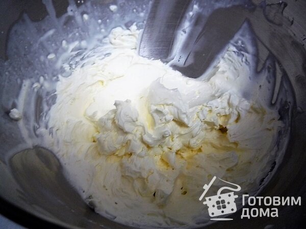 Торт с профитролями из заварного теста, с морепродуктами и майонезом ТМ &quot;Махеевъ&quot; фото к рецепту 7